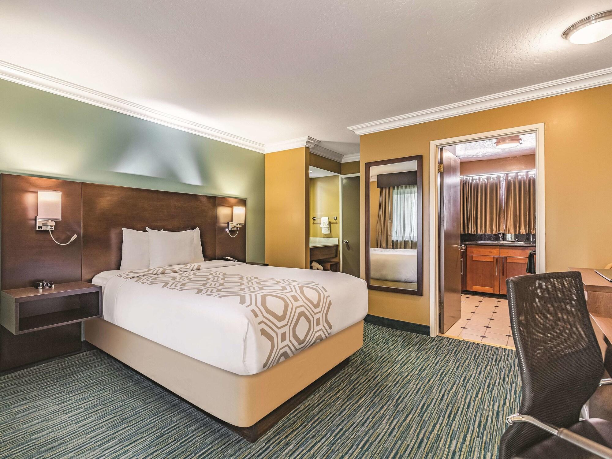 La Quinta By Wyndham San Francisco Airport West Hotel Милбрей Екстериор снимка